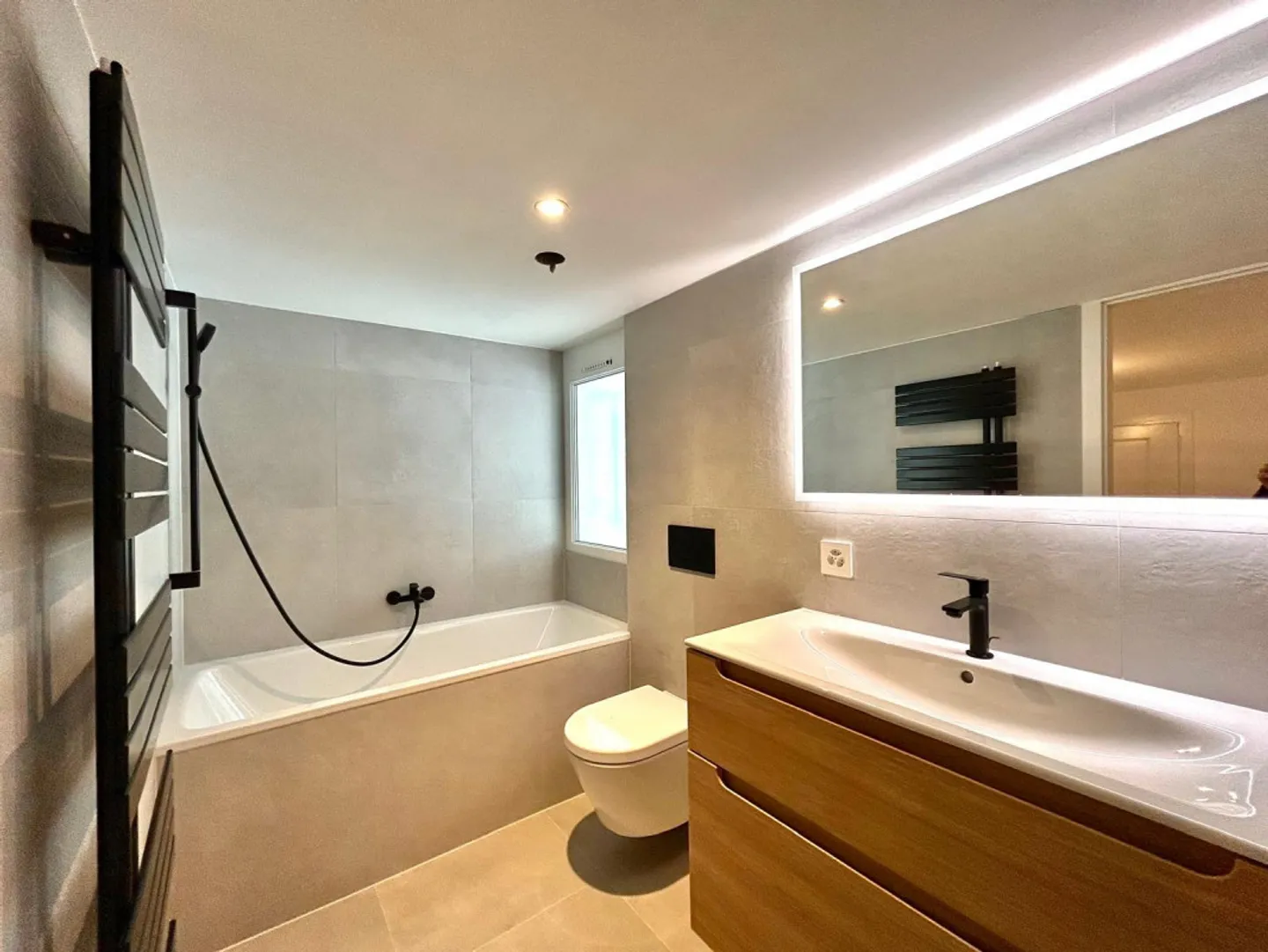 Villa Azur, magnificent pool and garden, heat pump, Bellevue - Photo 11 of 13