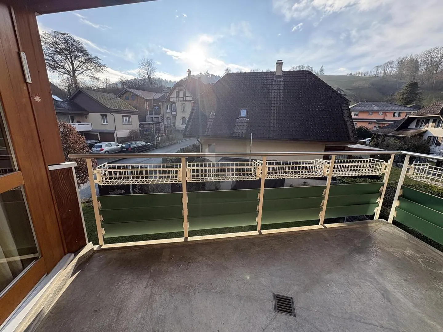 STANDARD DE PROPRIÉTÉ AVEC 2 BALCONS - Photo 4 sur 6