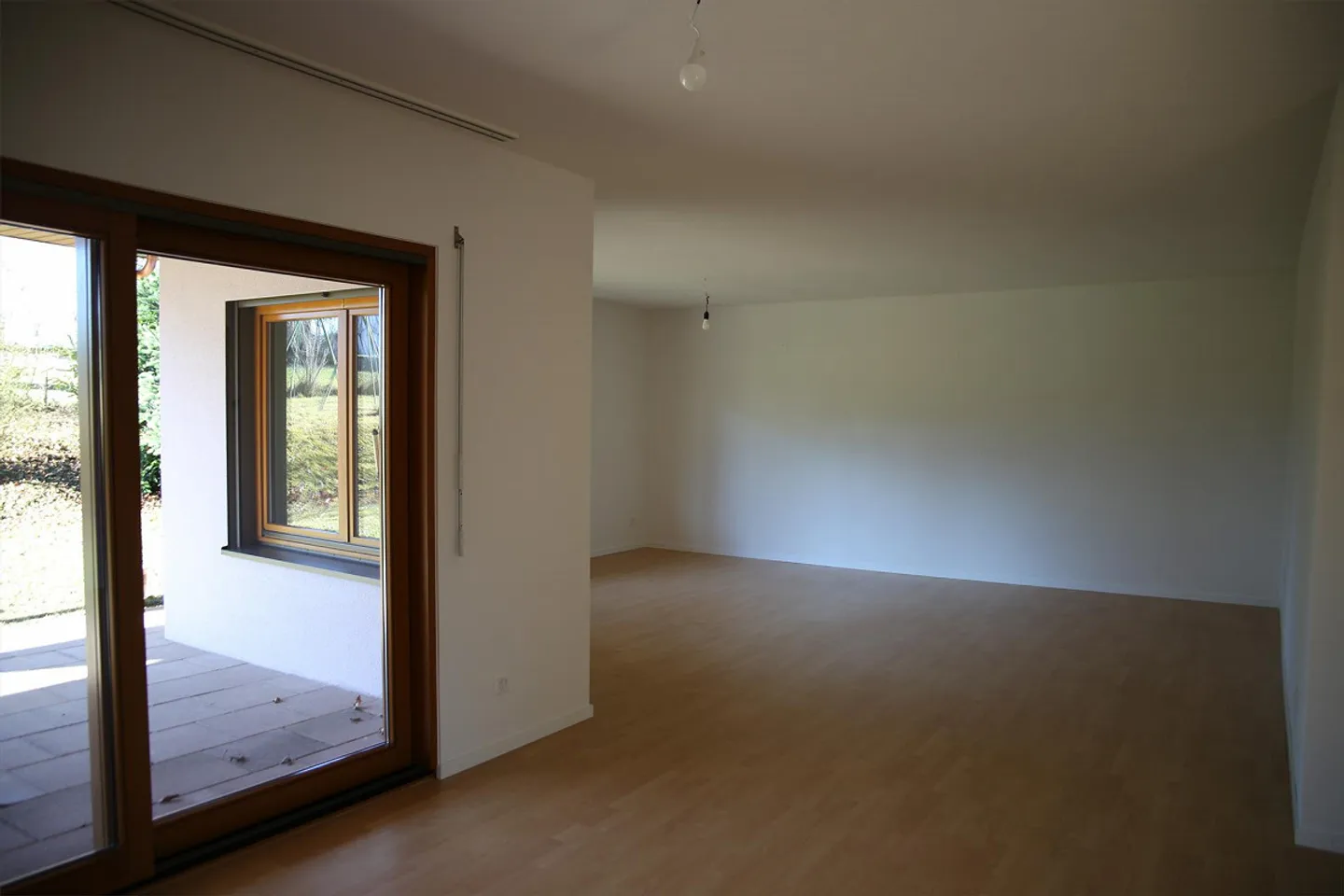 Spacious Single-Family Home in a Very Quiet Neighborhood Near Train Station - Photo 8 of 14