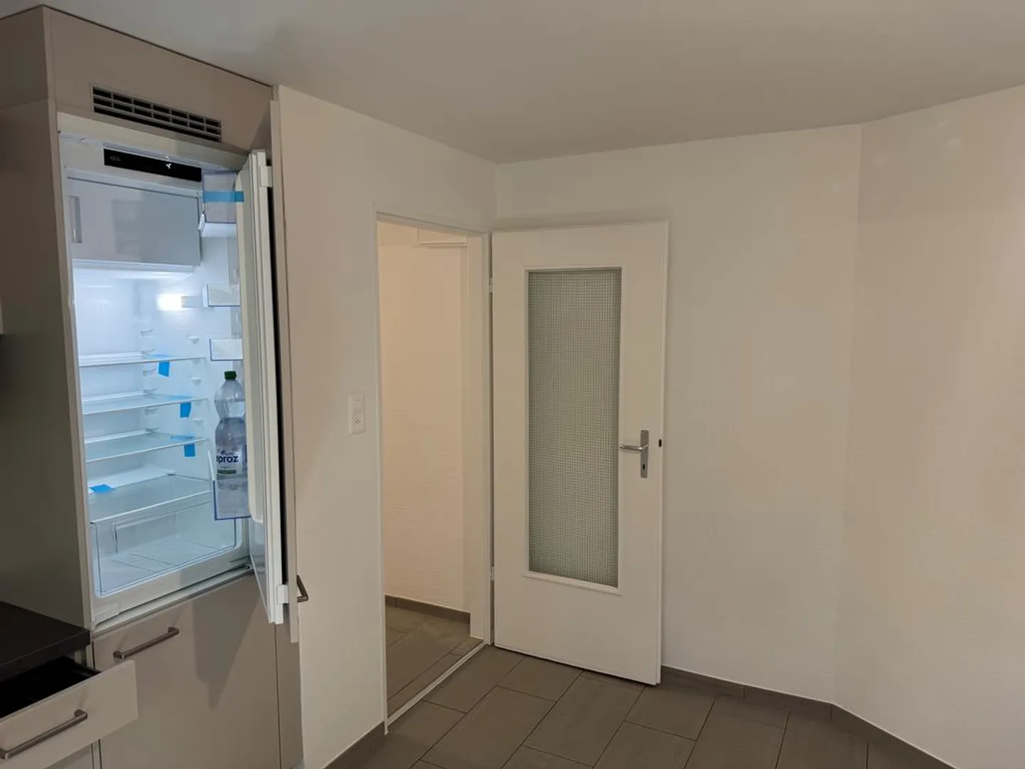 Appartamento 1 stanza parzialmente ristrutturato nel cuore di Eglisau - Foto 6 di 6
