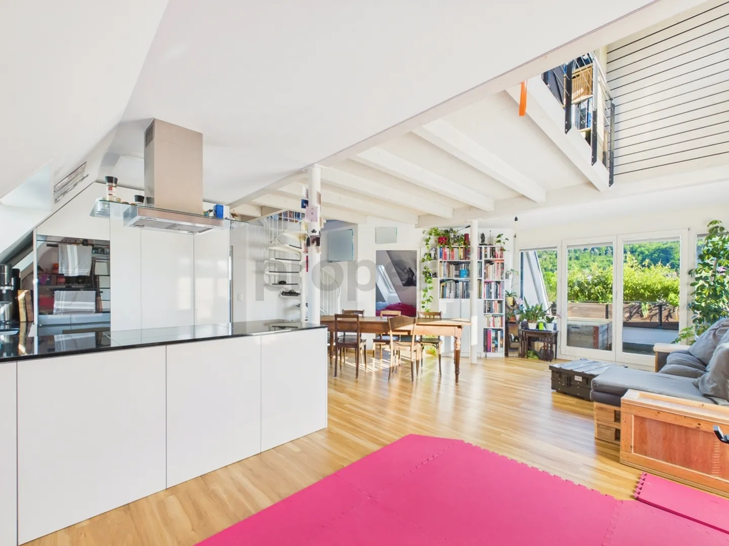 Votre maison confortable sur 2 étages - Photo 1 sur 13