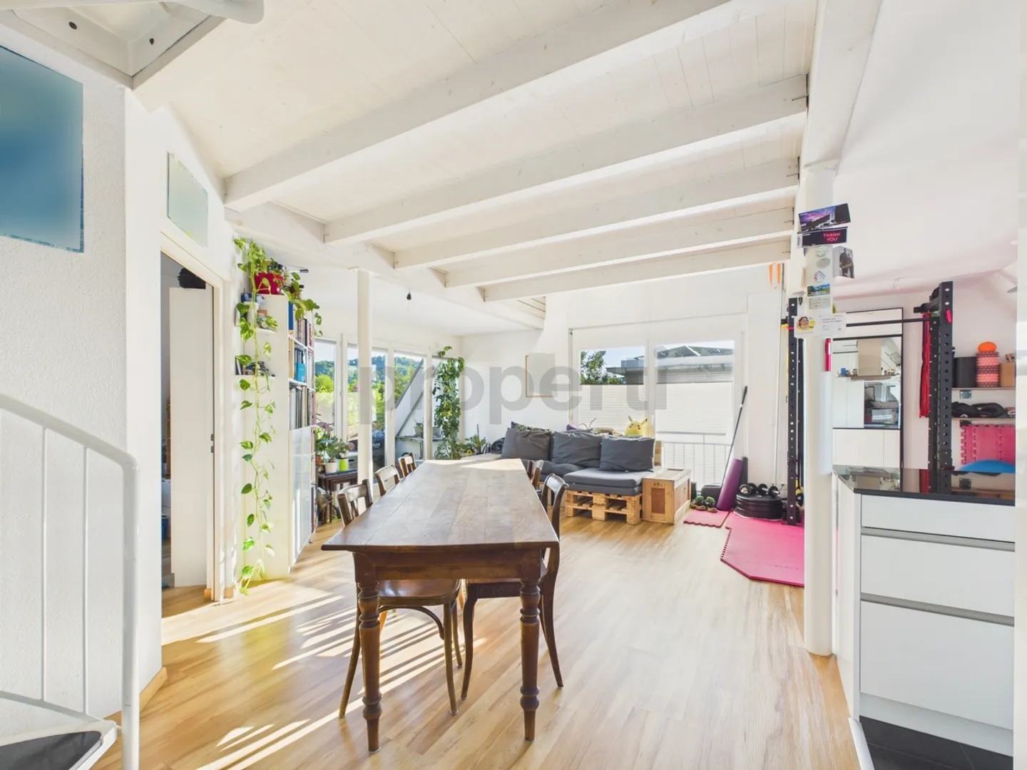 Votre maison confortable sur 2 étages - Photo 4 sur 13