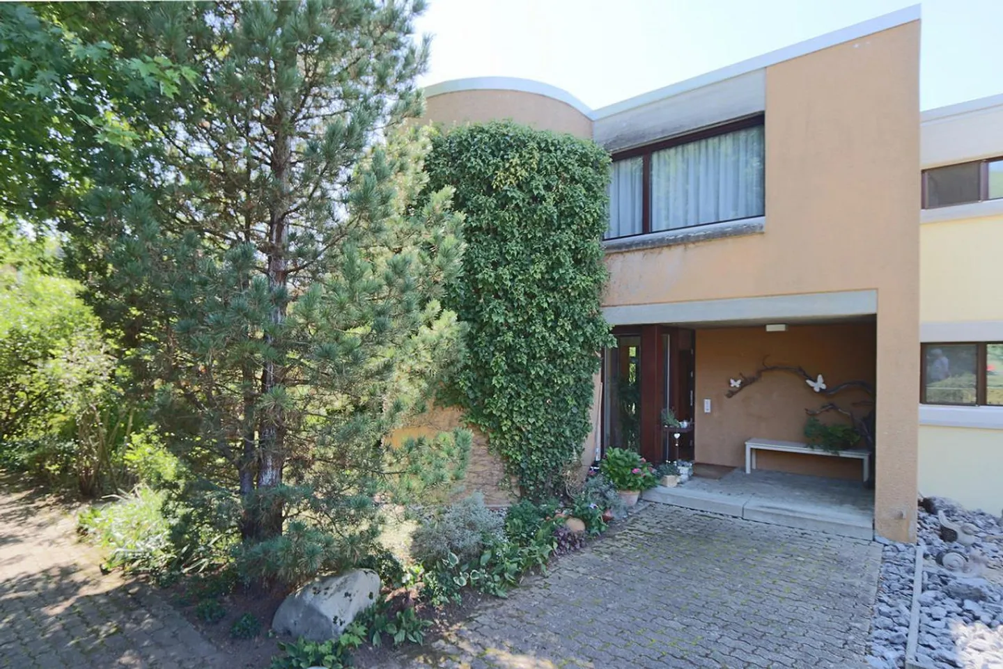 Felicità familiare a Wilchingen - Incantevole casa unifamiliare di 5,5 stanze - Foto 1 di 24