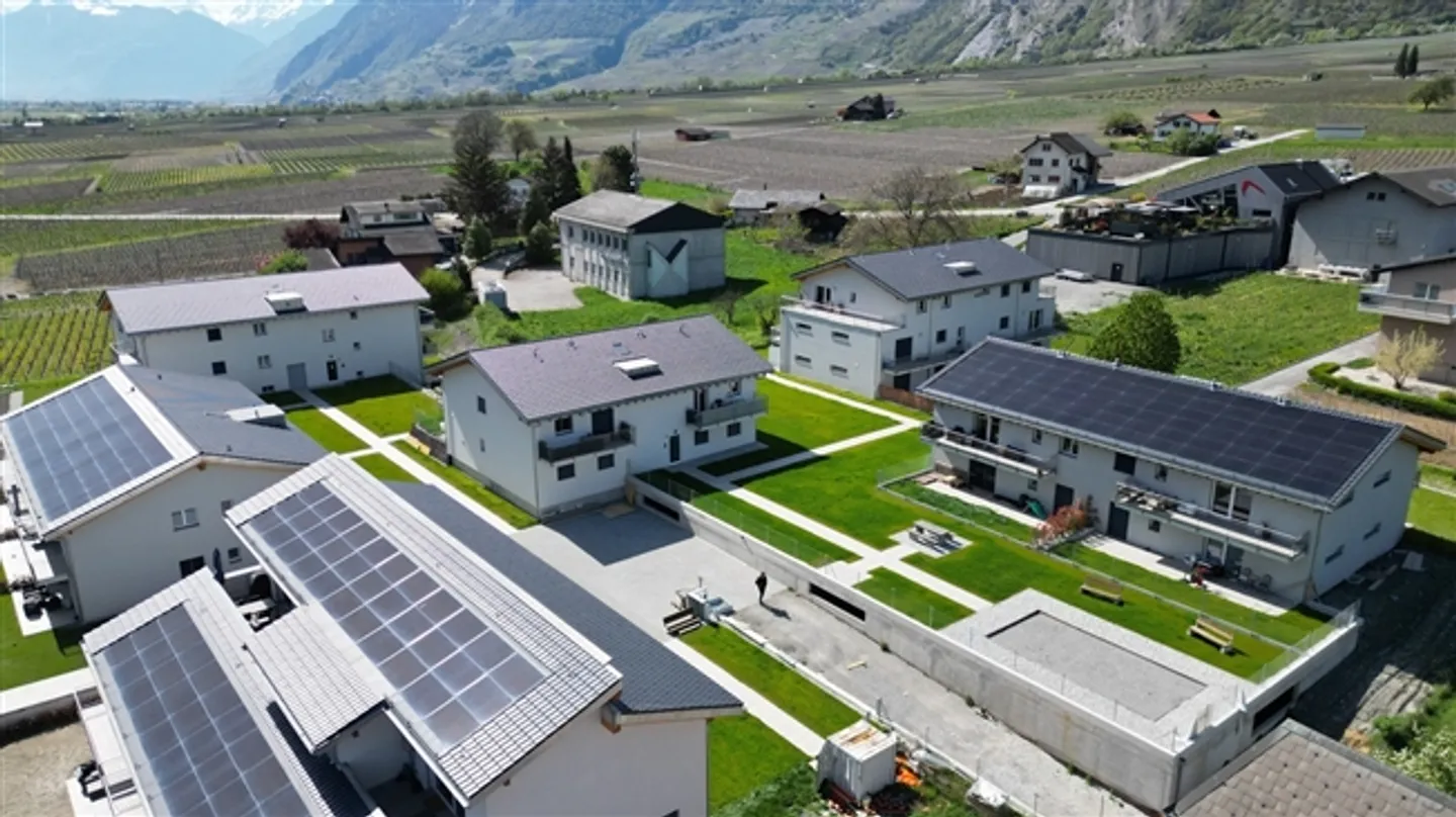 Magnificent 2.5-room apartment on the ground floor - Photo 8 of 8