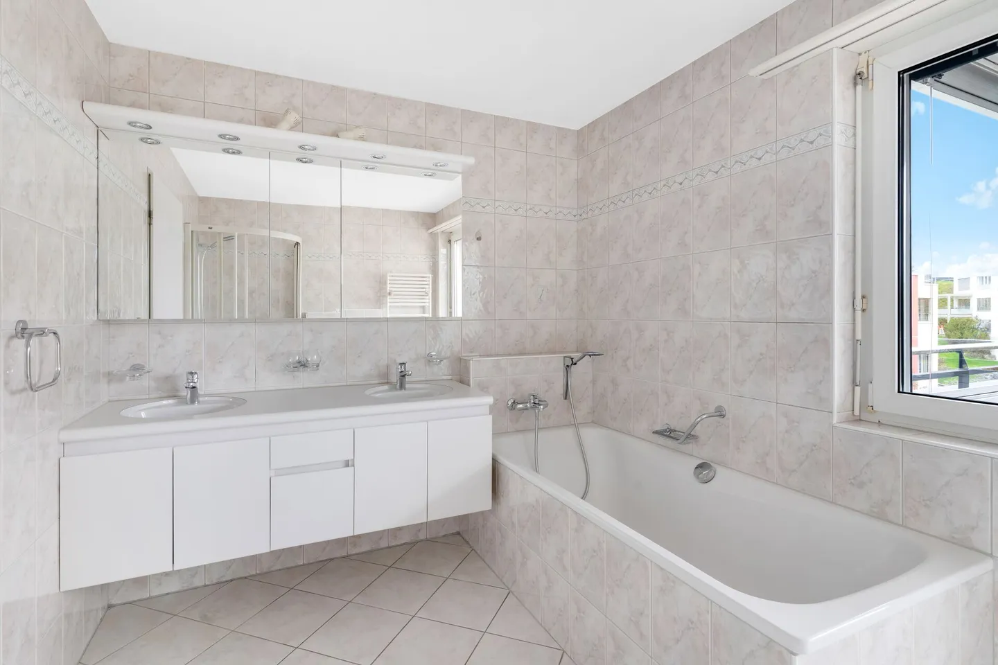 Living and Working in One Place - Photo 8 of 13