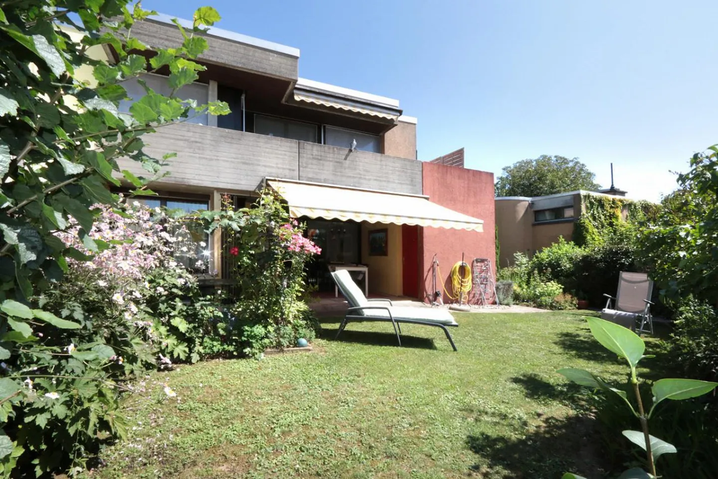 Felicità familiare a Wilchingen - Incantevole casa unifamiliare di 5,5 stanze - Foto 3 di 24