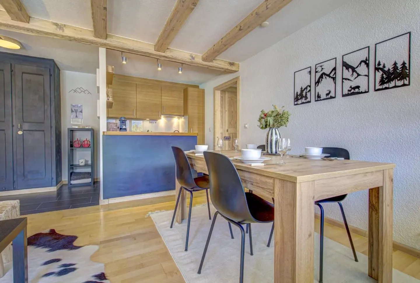 Schönes renoviertes 2.5-Zimmer-Apartment mit direktem Zugang zu den Pisten von Verbier - Foto 2 von 13
