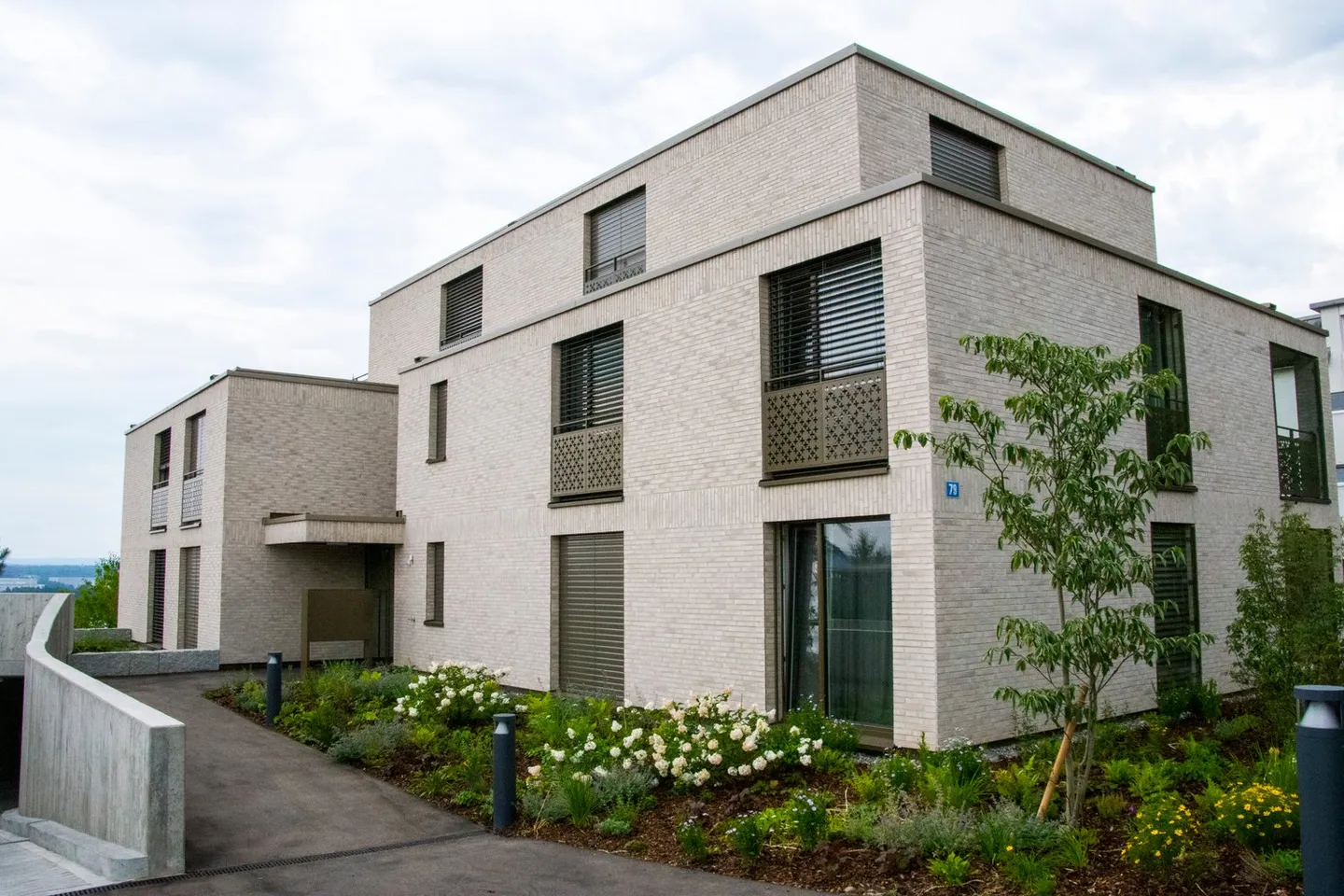 Modern 3.5-room apartment in Rümlang – stylish new building with high living comfort - Photo 8 of 8