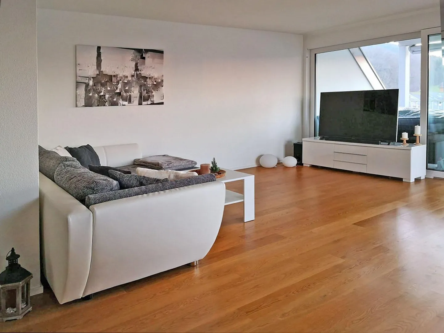 Exklusive 2.5-Zimmer-Wohnung mit Rheinblick - Foto 5 von 10