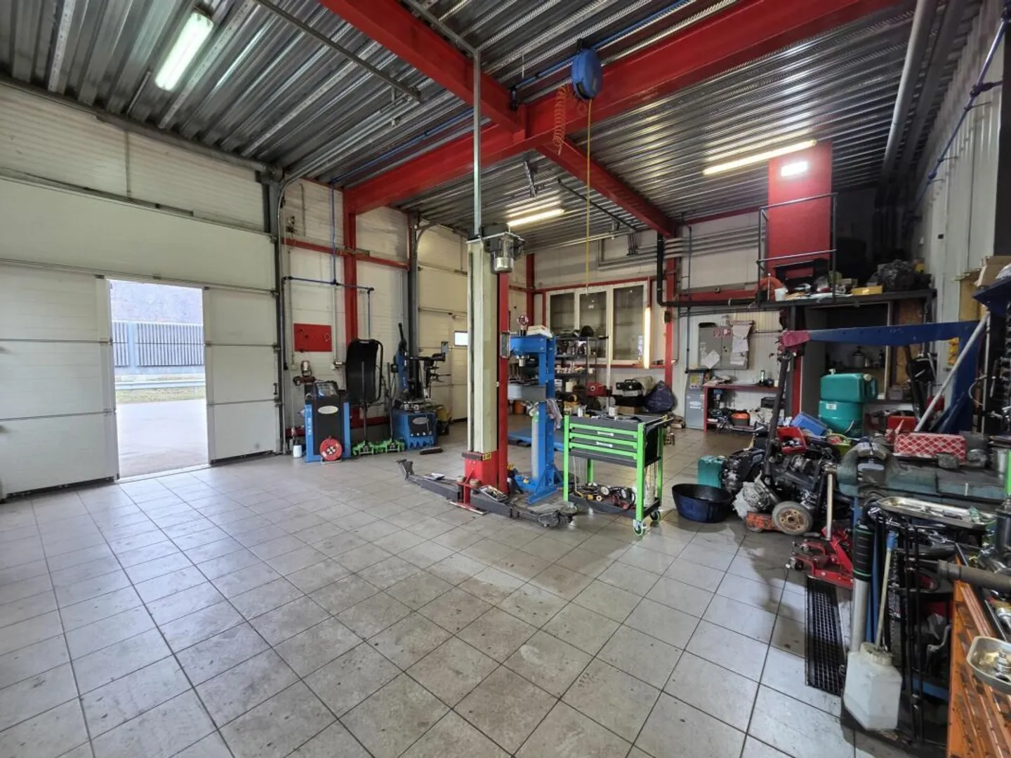 Idealer Garagen- oder Werkstattplatz - Foto 3 von 6