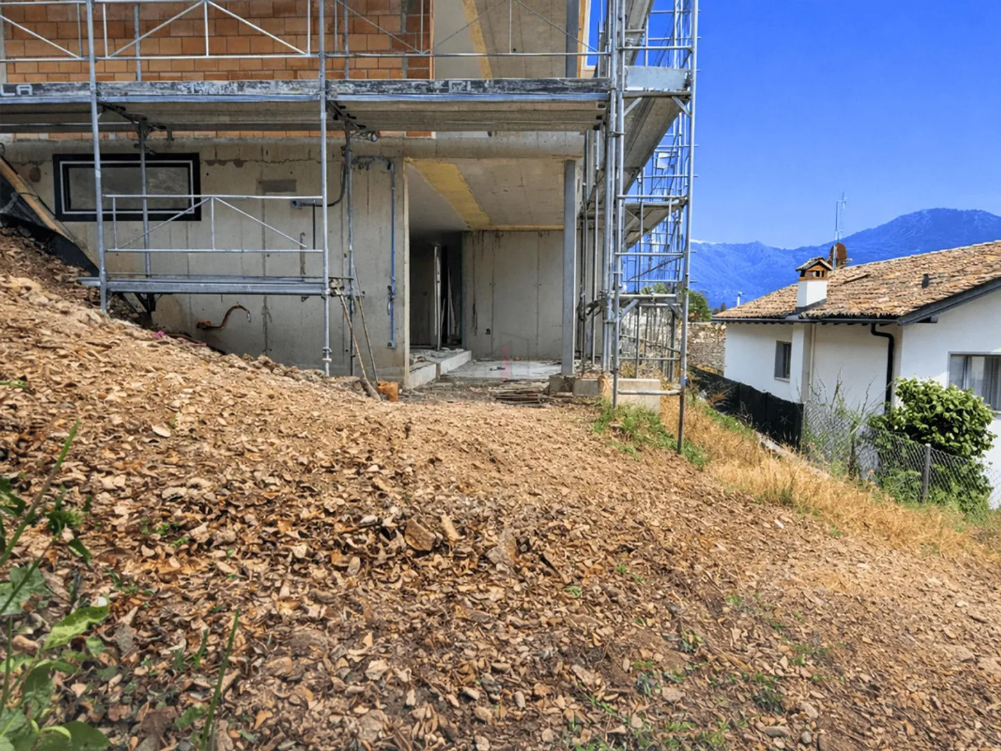 OCCASION: NEW, IN THE GREEN, WITH PANORAMIC VIEW - Photo 9 of 11