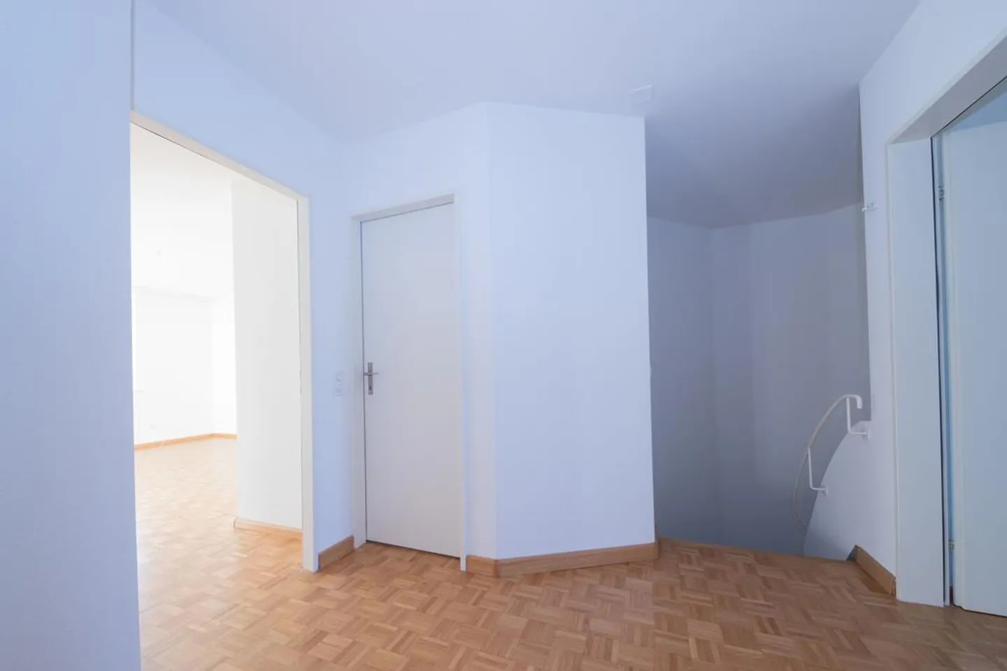 5.5 Room Maisonette Apartment with 2 Balconies - Photo 9 of 12