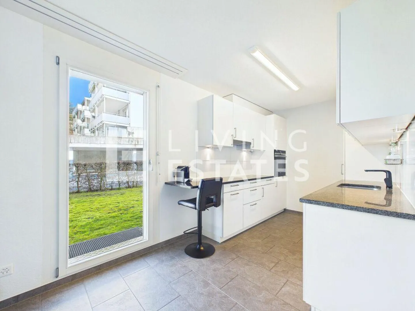 Charmant Appartement avec Jardin - Photo 5 sur 14