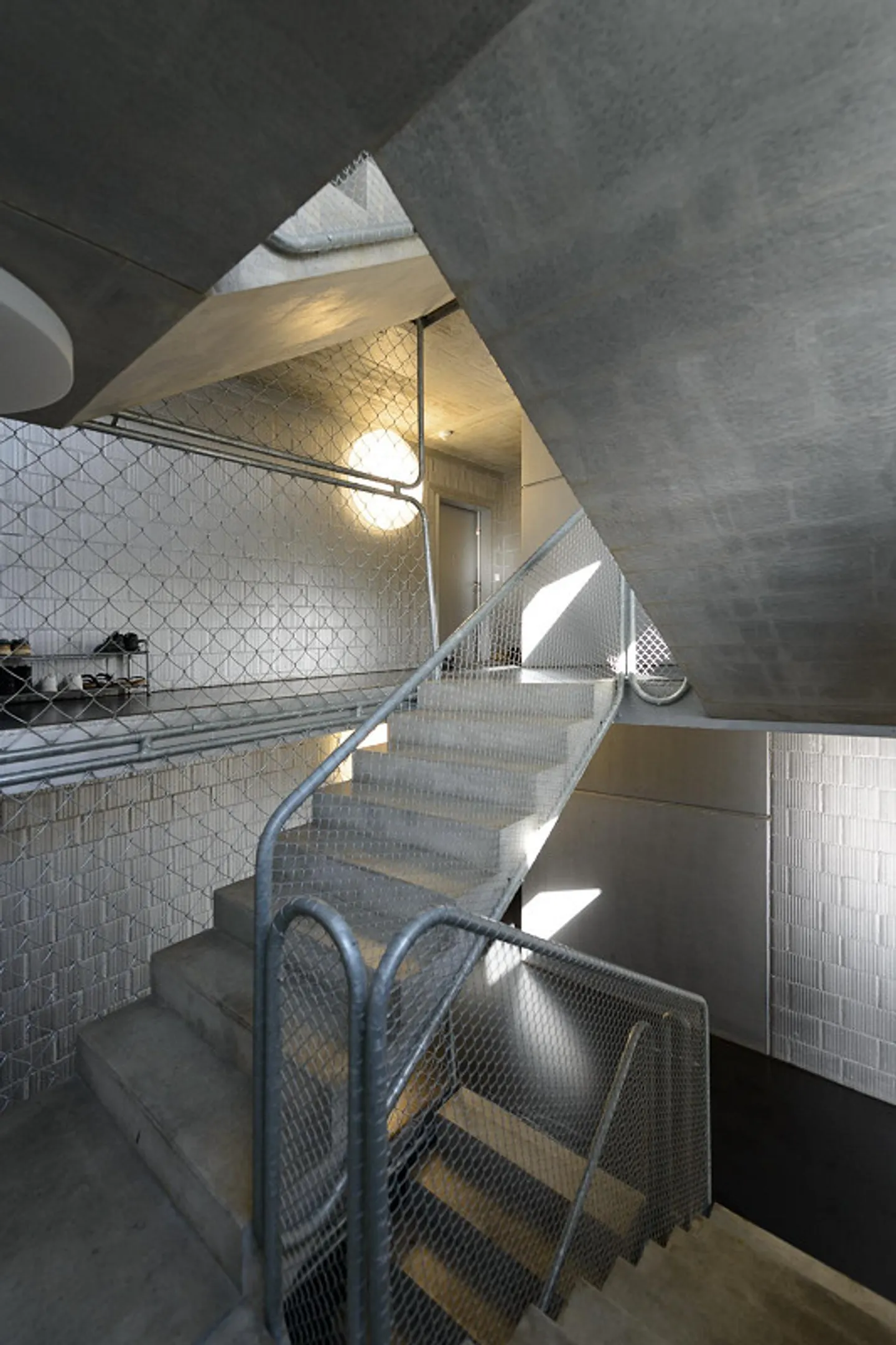 Spacious and Quiet Apartment in the Popular Mattenbach Quarter - Photo 4 of 16