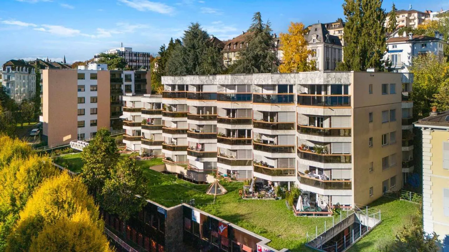 Beautiful 3.5-room apartment with southwest terrace in a sought-after neighborhood - Photo 5 of 5