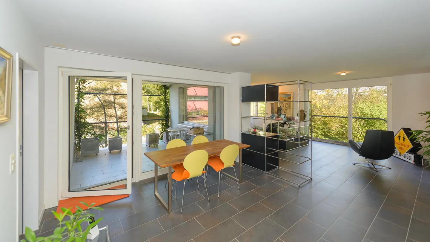 Spacious and Quiet Apartment in the Popular Mattenbach Quarter - Photo 7 of 16