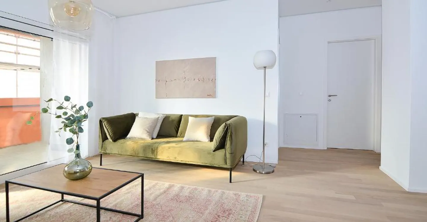 Modern 3.5-room apartment just steps from the center - Photo 1 of 9