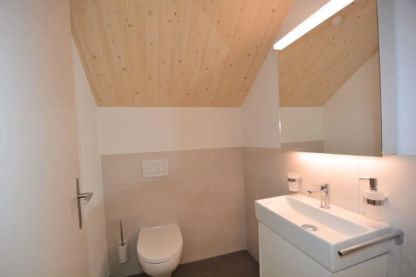 PRIMA OCCUPAZIONE | APPARTAMENTO PENTHOUSE AFFASCINANTE | VICINO ALLA NATURA - Foto 7 di 12