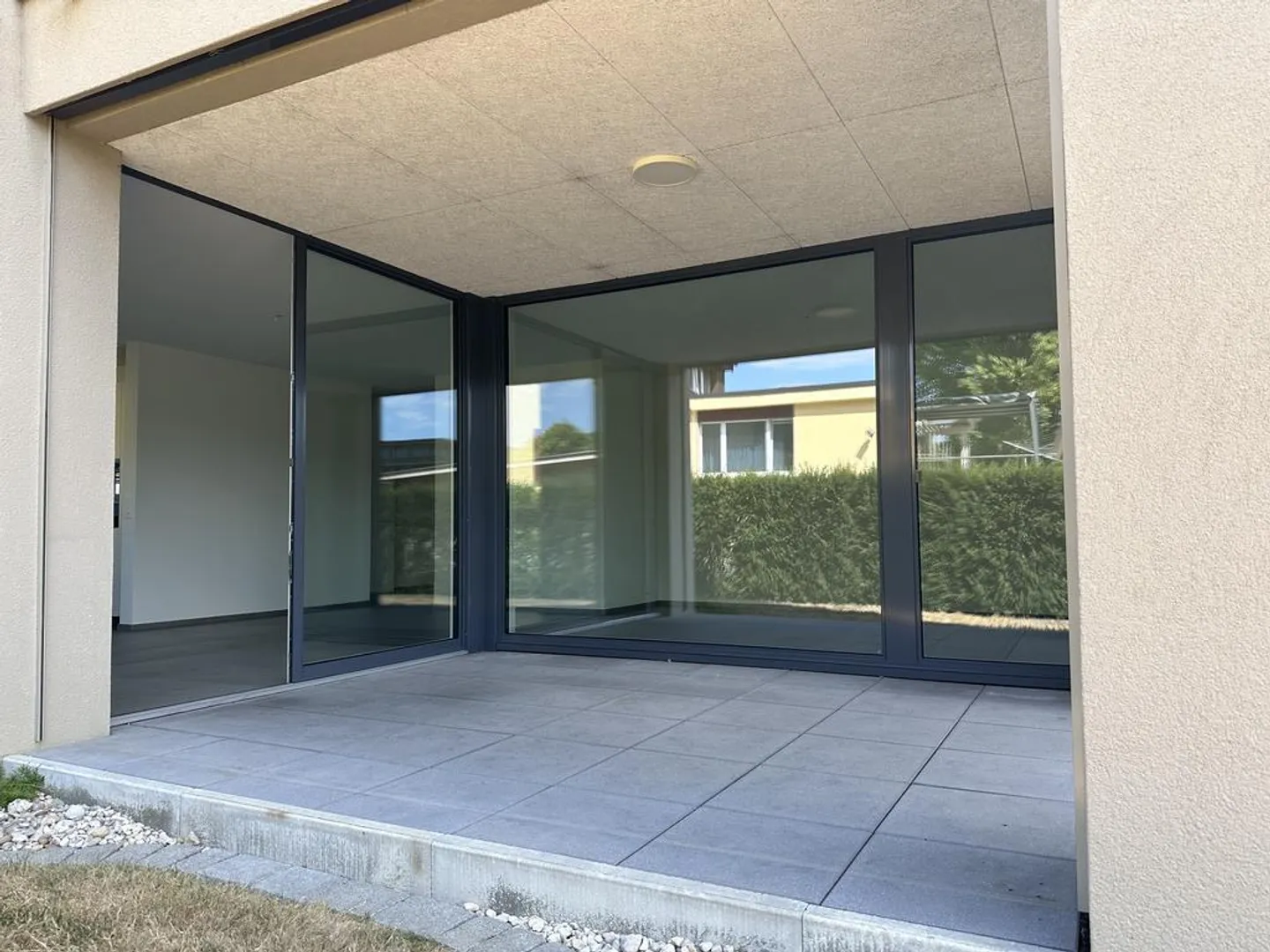 NUOVA COSTRUZIONE: APPARTAMENTO TRANQUILLO IN UNA POSIZIONE CENTRALE CON BALCONE - Foto 11 di 12