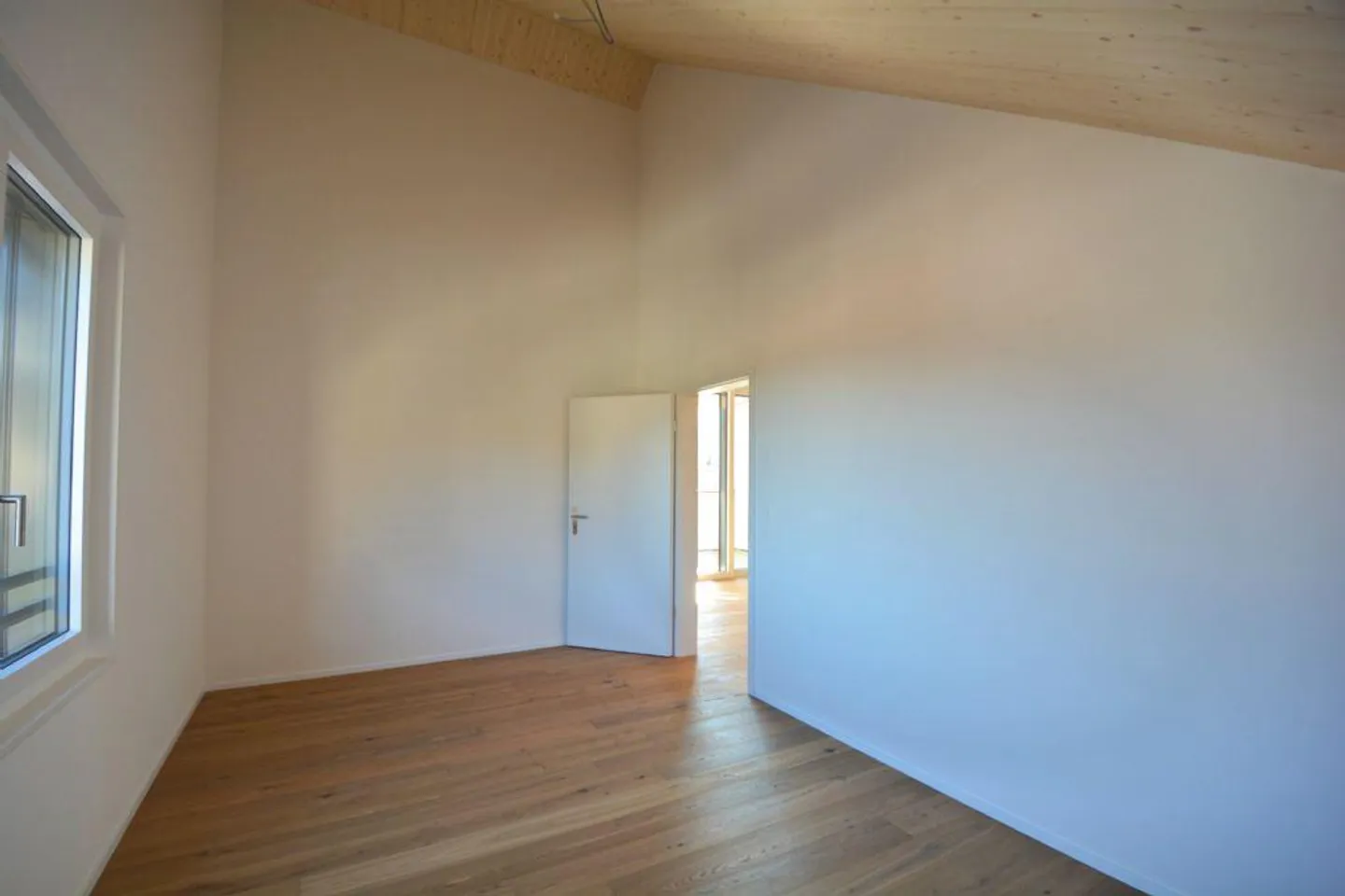 PRIMA OCCUPAZIONE | APPARTAMENTO PENTHOUSE AFFASCINANTE | VICINO ALLA NATURA - Foto 10 di 12