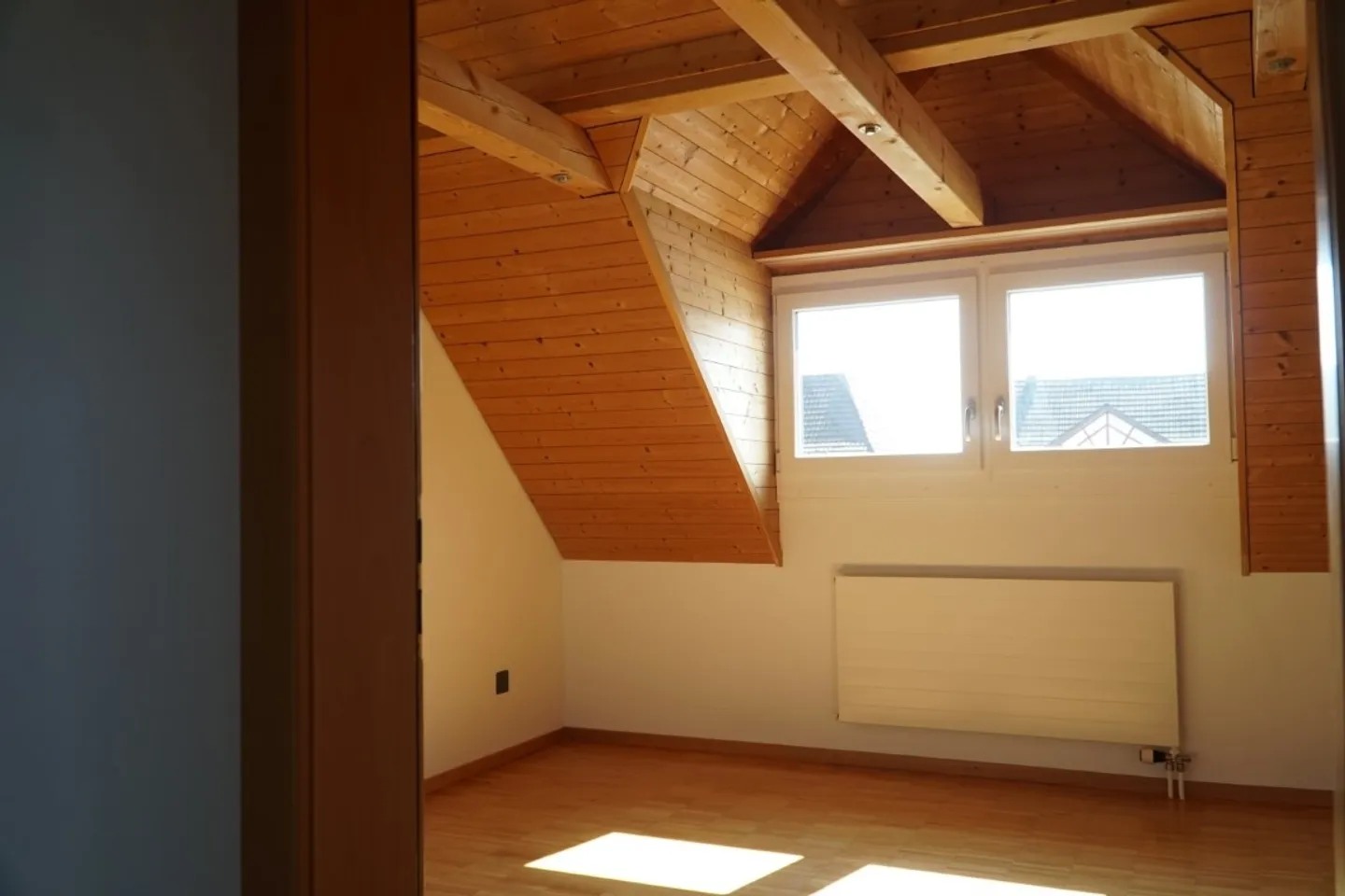 Sehr schöne 2.5 Zimmer Maisonette Wohnung - Foto 6 von 11