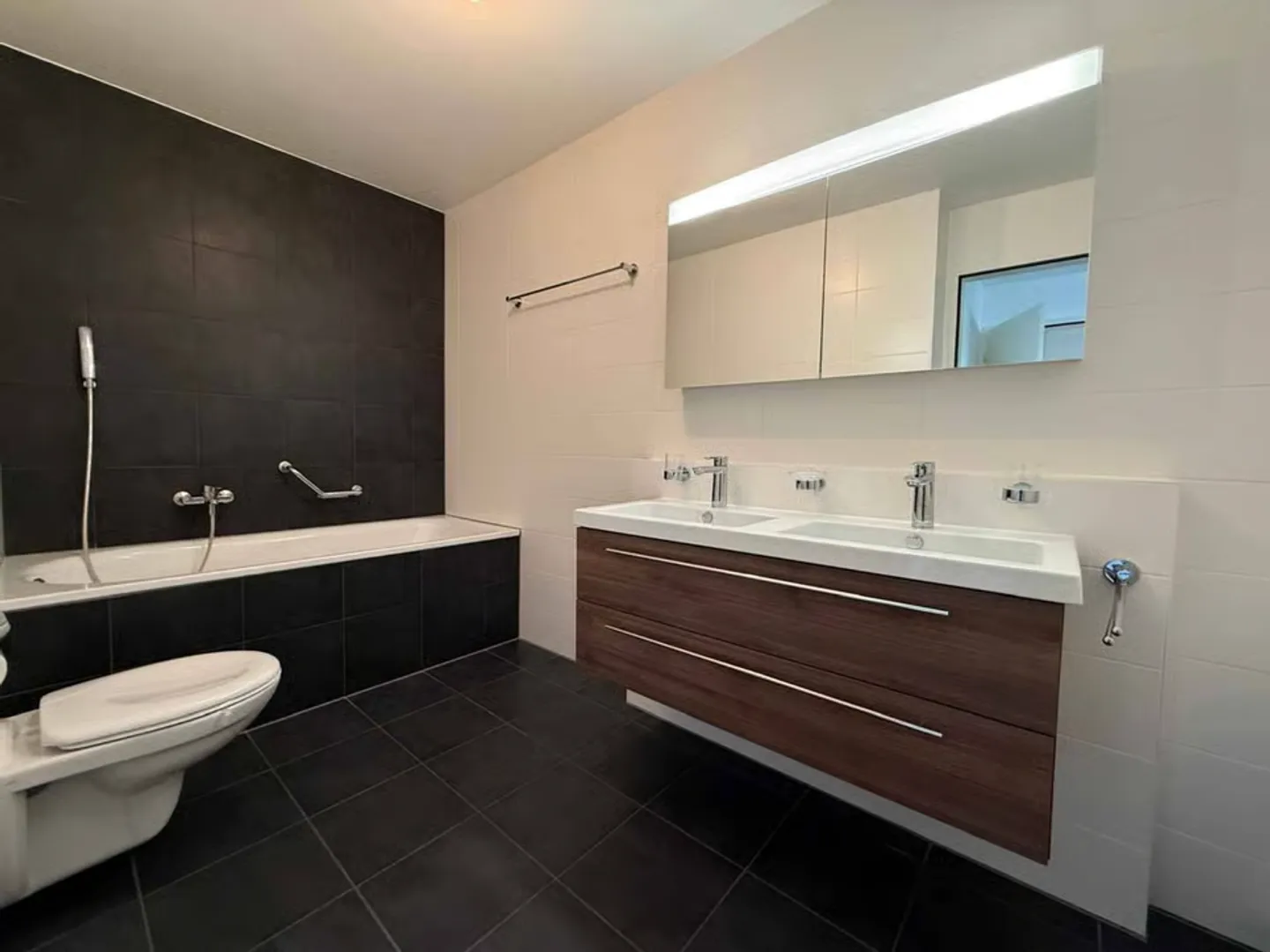 Bel appartement à Collonge-Bellerive - Photo 8 sur 11