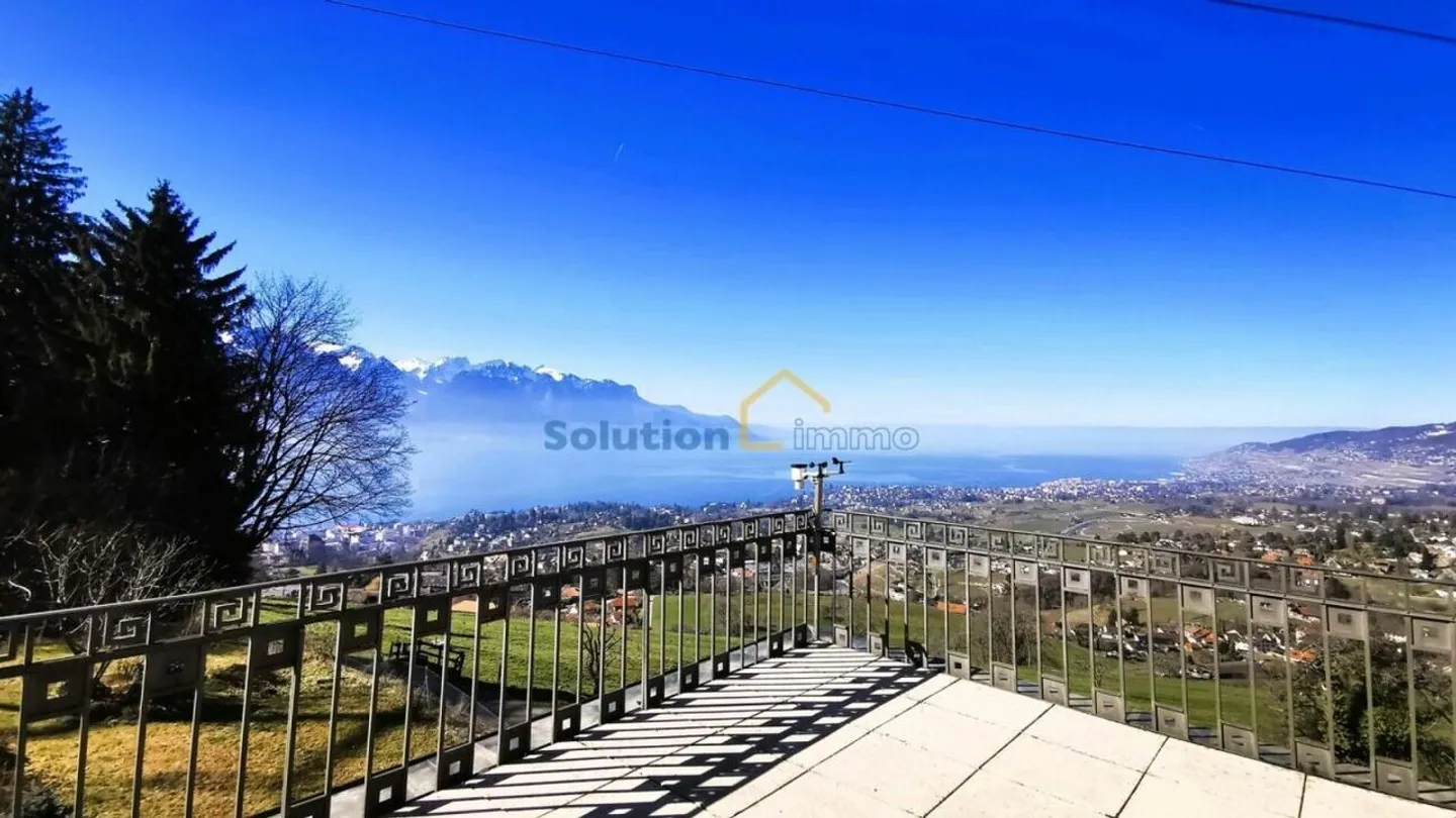 Magnifica vista, casa con 2 appartamenti - Foto 2 di 16