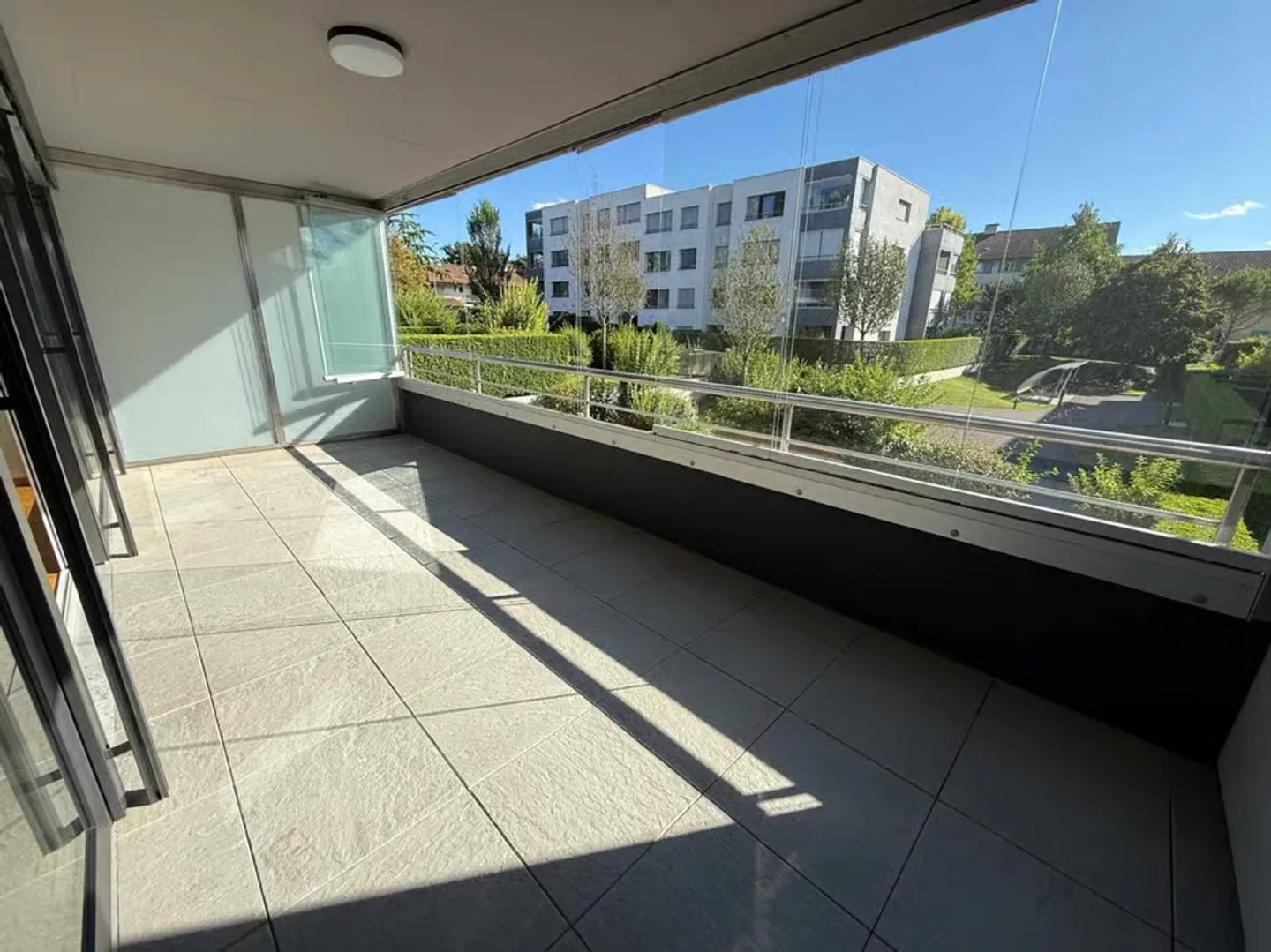 Bel appartement à Collonge-Bellerive - Photo 2 sur 11