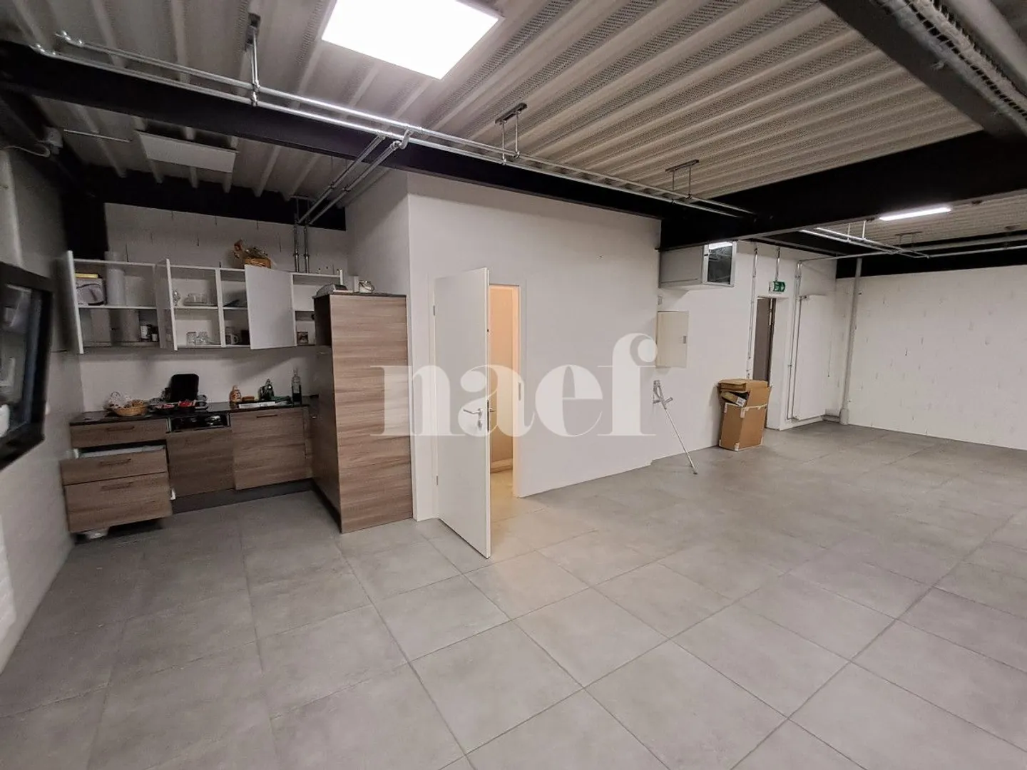 Commerce - Photo 1 sur 8