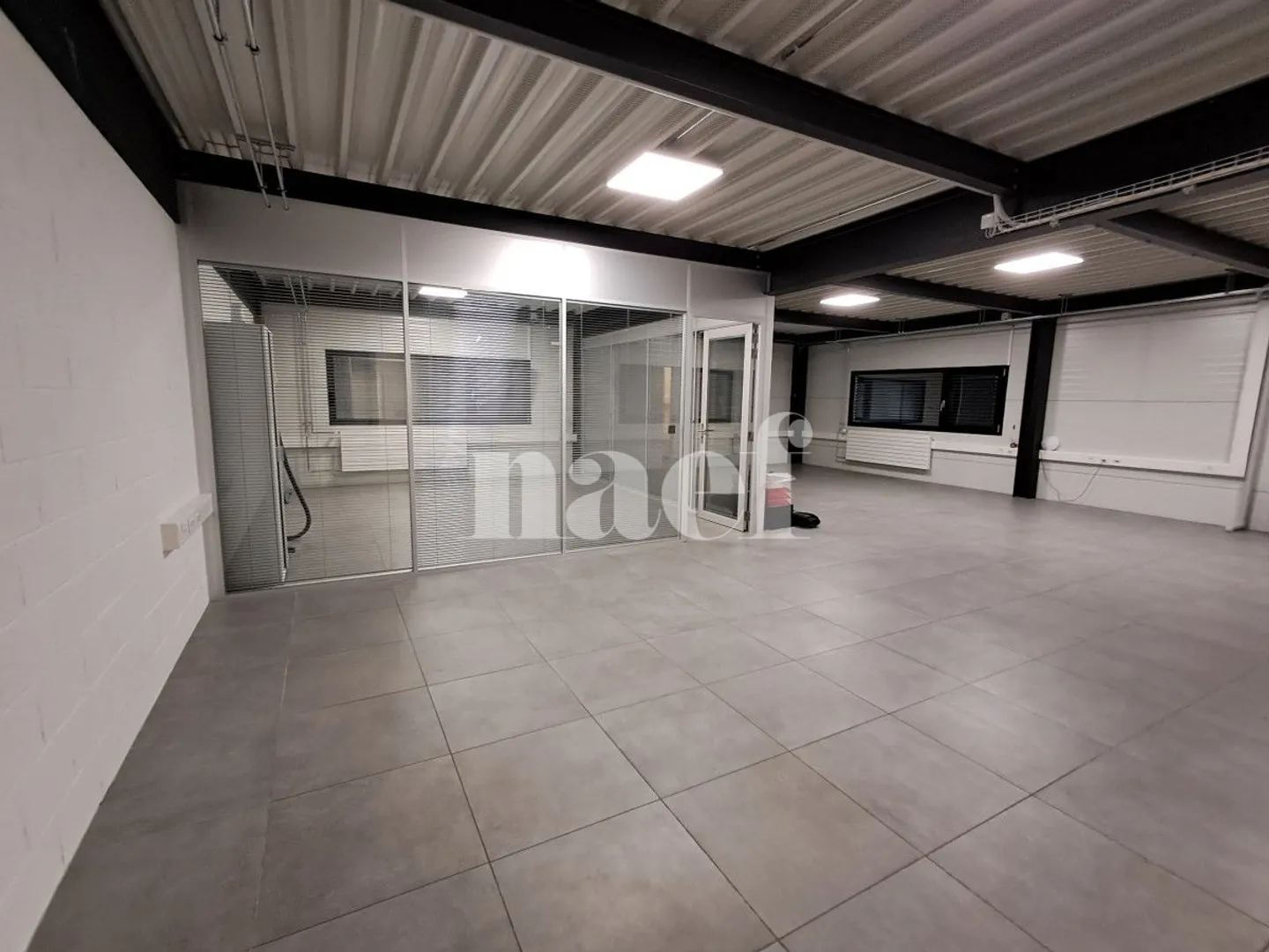 Commerce - Photo 8 sur 8