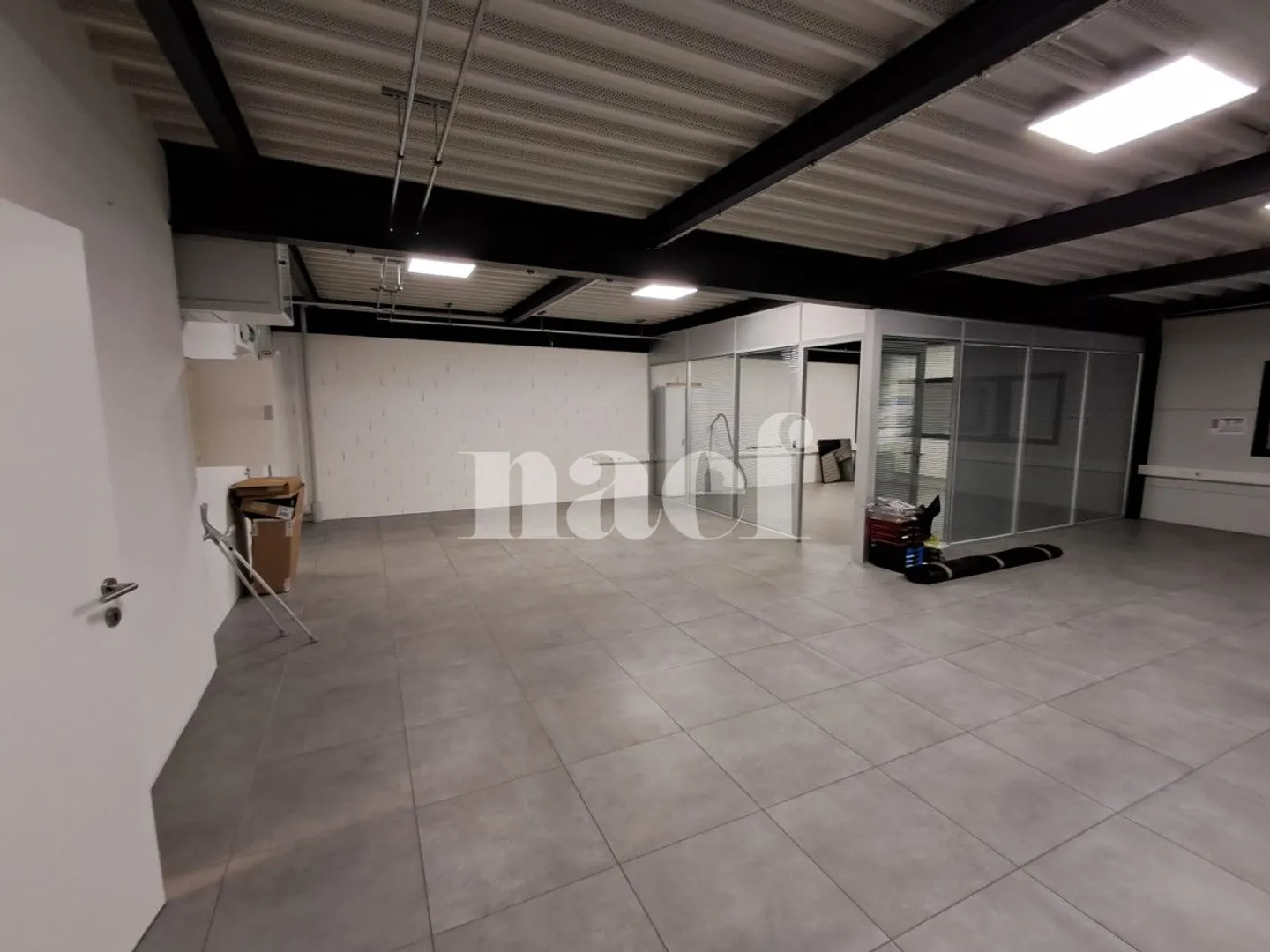 Commerce - Photo 5 sur 8