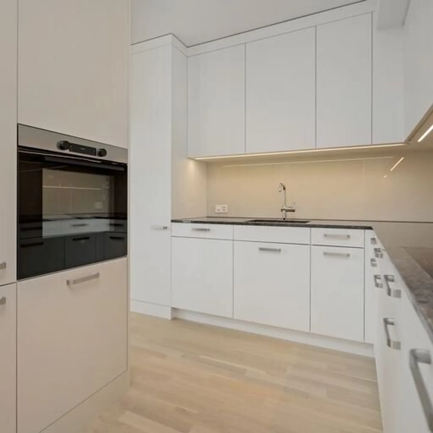 Incantevole appartamento 3,5 locali - Foto 3 di 12