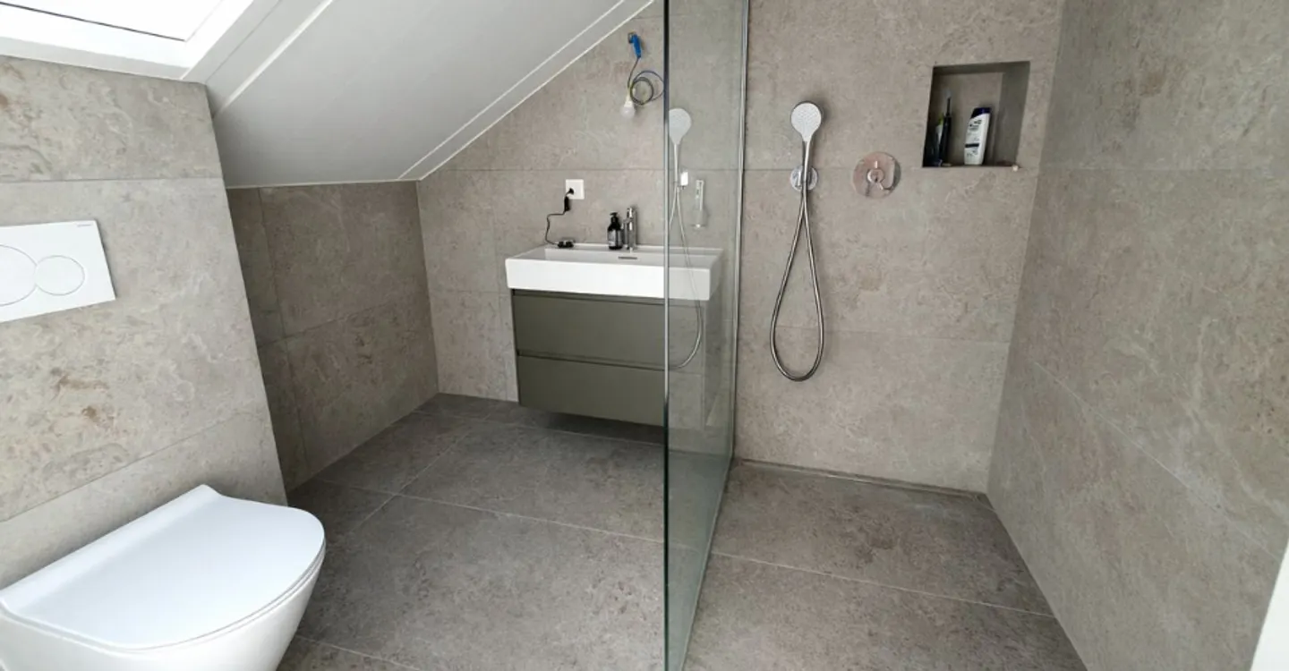 Superb 3.5-room penthouse with south balcony - Photo 4 of 8