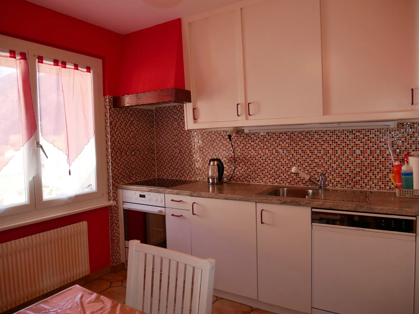 Cozy duplex apartment with 5.5 rooms in Vernayaz - To be renovated - Photo 1 of 9