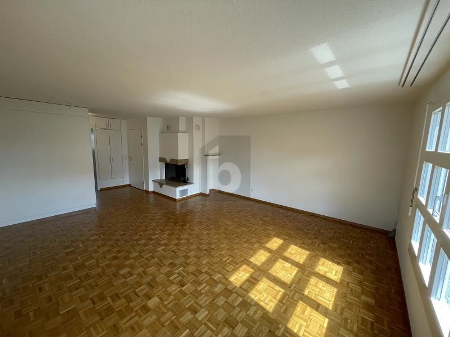 Renovierte Familienwohnung - Foto 2 von 6