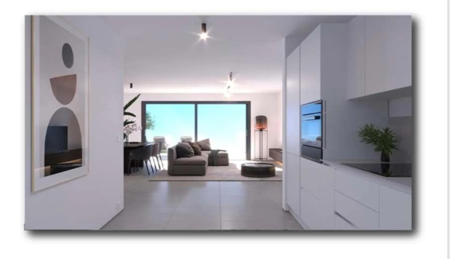 Comfortable new apartment with terrace - Photo 3 of 11