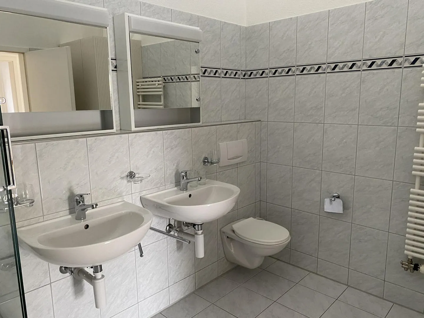 Appartamento 5.5 stanze con grande terrazza e vista lago - Foto 19 di 30