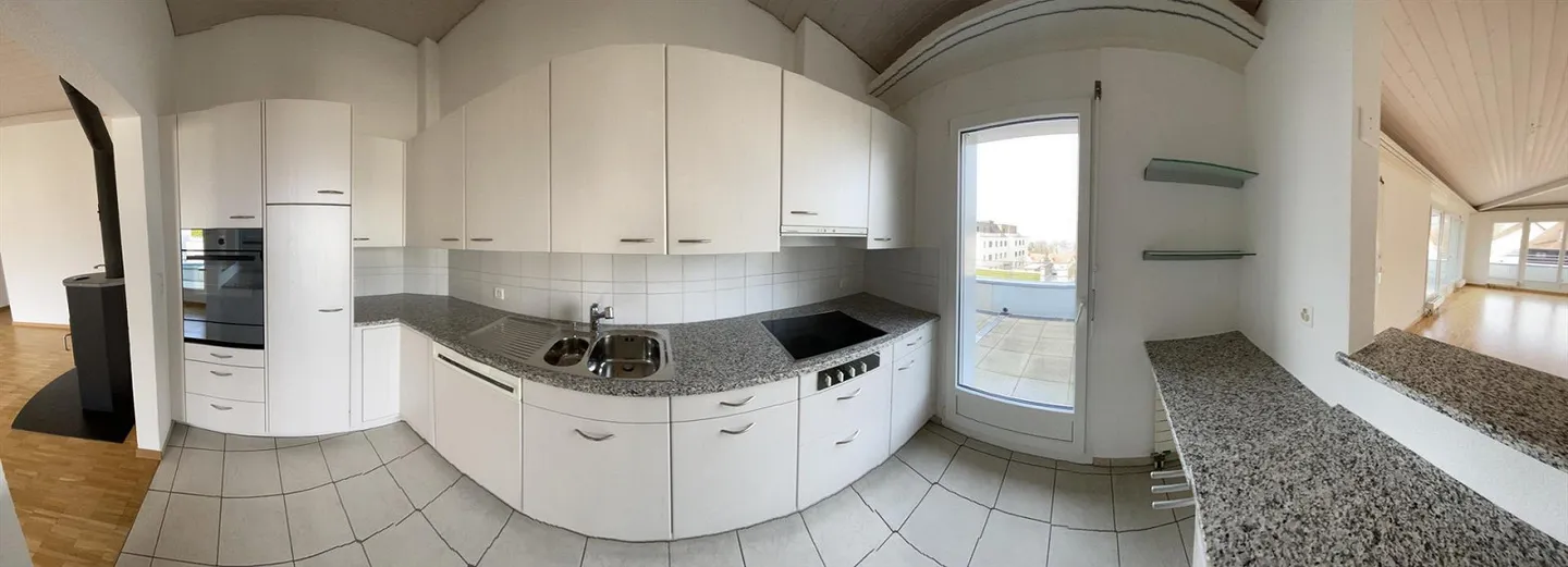 Appartamento 5.5 stanze con grande terrazza e vista lago - Foto 23 di 30