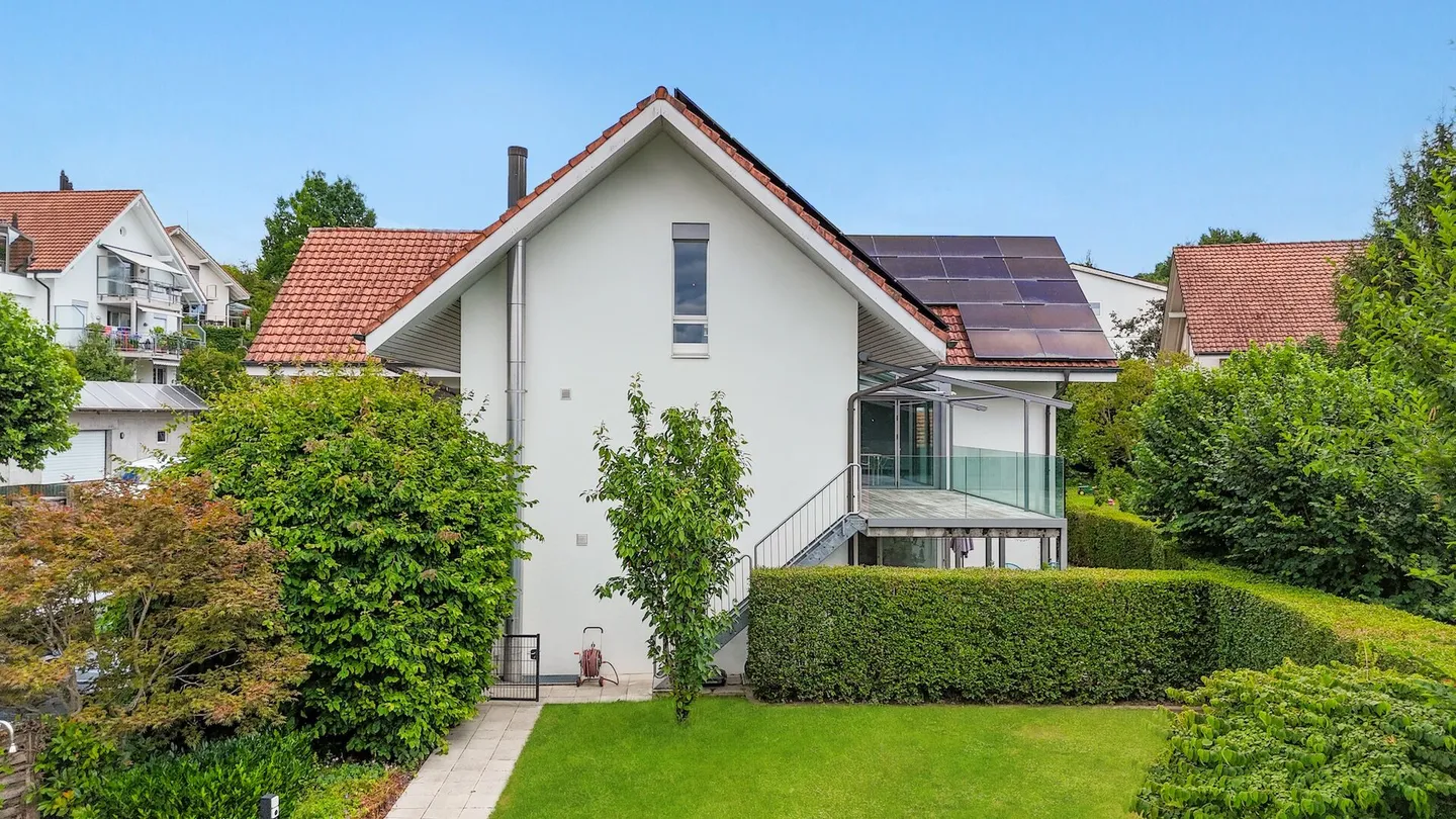 Dreamlike property in perfect location of Lyss - Photo 1 of 25