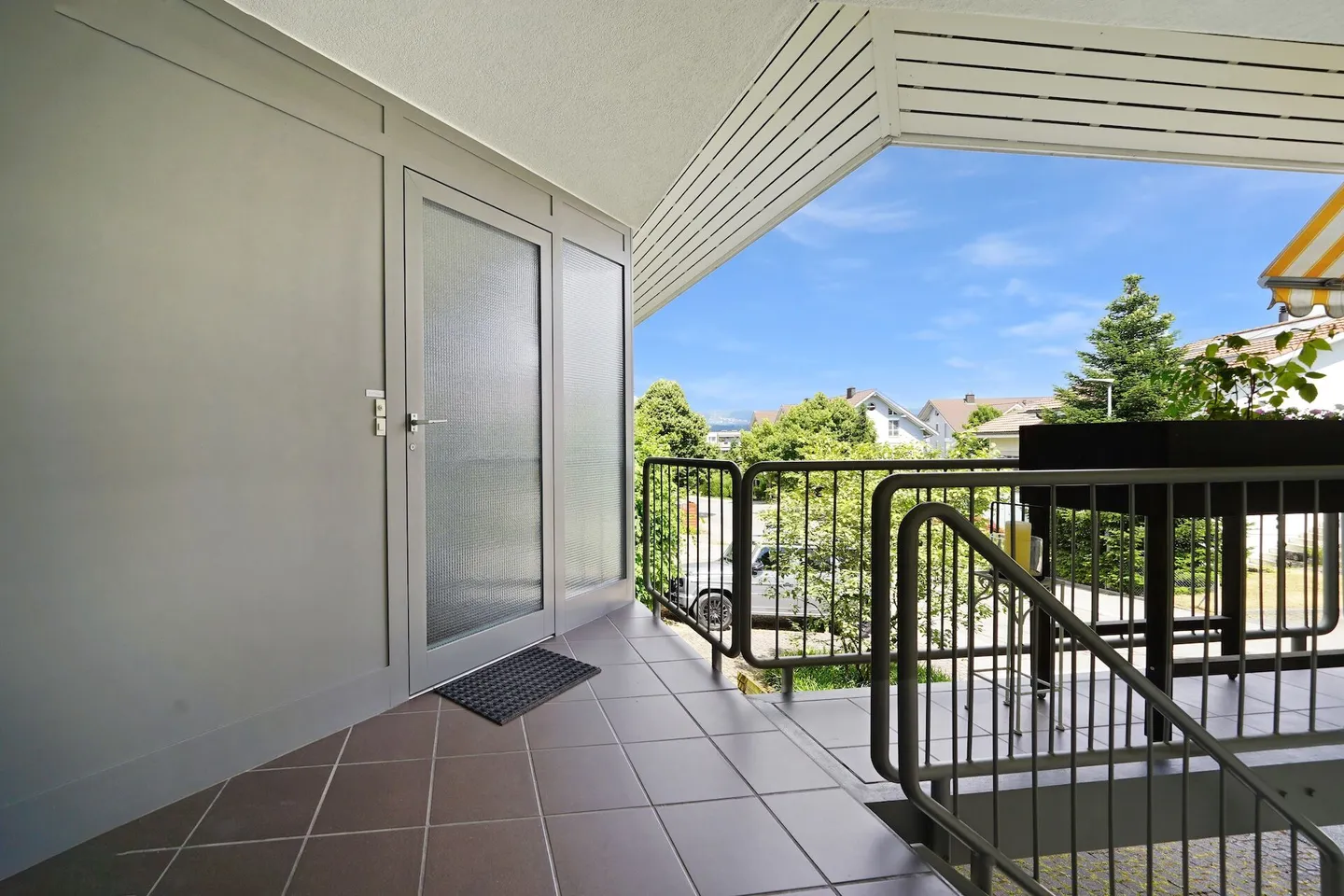 Dreamlike property in perfect location of Lyss - Photo 12 of 25