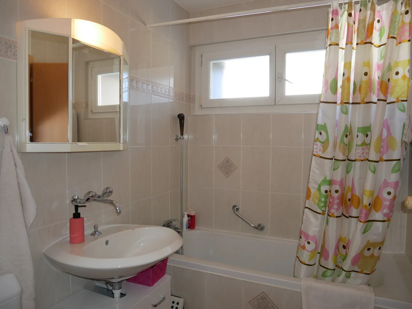 Cozy duplex apartment with 5.5 rooms in Vernayaz - To be renovated - Photo 8 of 9