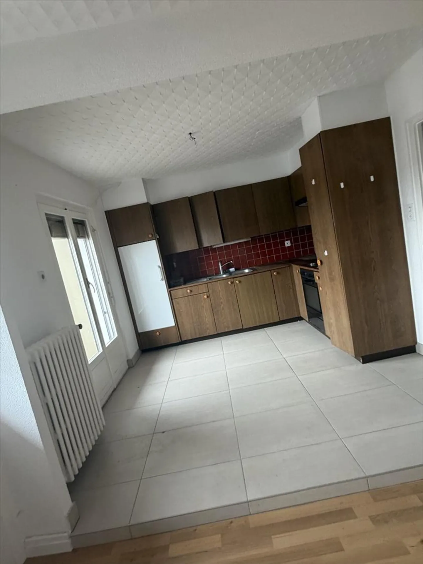 Beautiful apartment in the city center - Photo 2 of 4