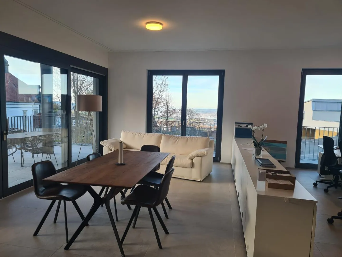 Office - Photo 2 of 5