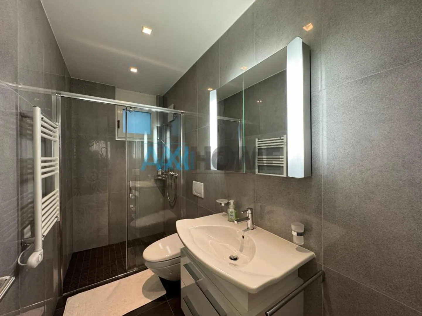 Luxuswohnung mit Seeblick - Foto 12 von 13