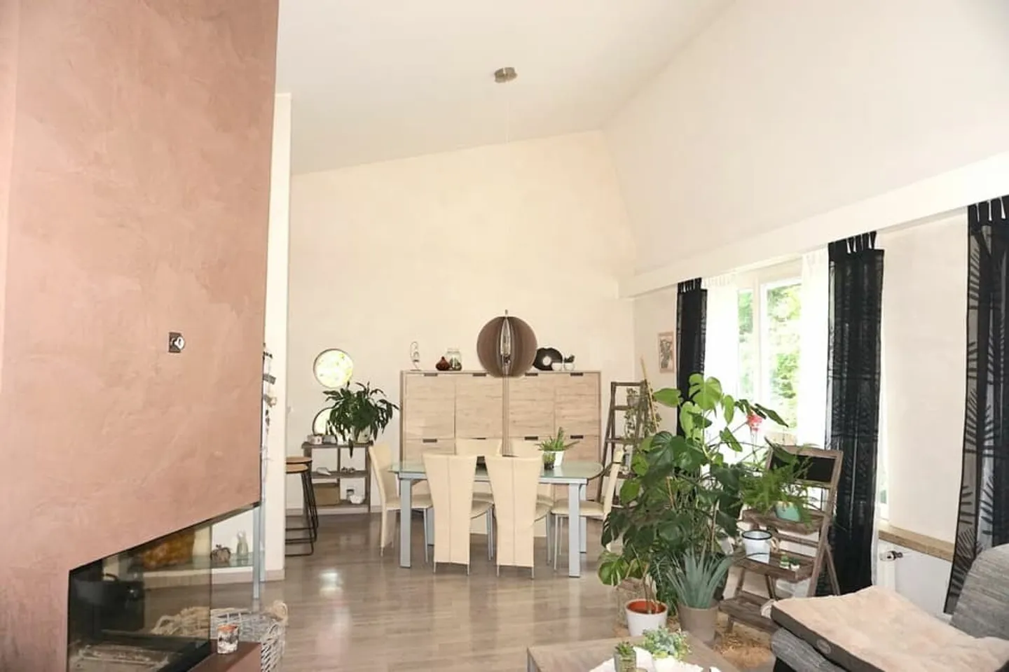 ARI-152 More than 200 m2 of living space! House with character of 6.5 rooms - Photo 1 of 13