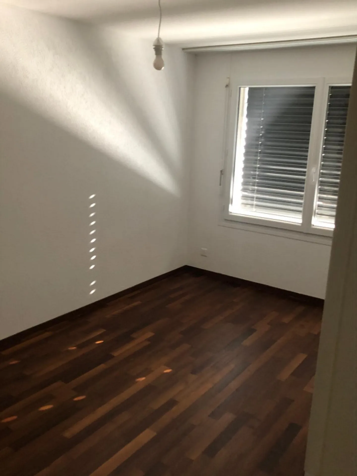 APARTMENT FOR RENT - 2.5 Rooms - Rue Traversière, 1018 Lausanne - Photo 4 of 7