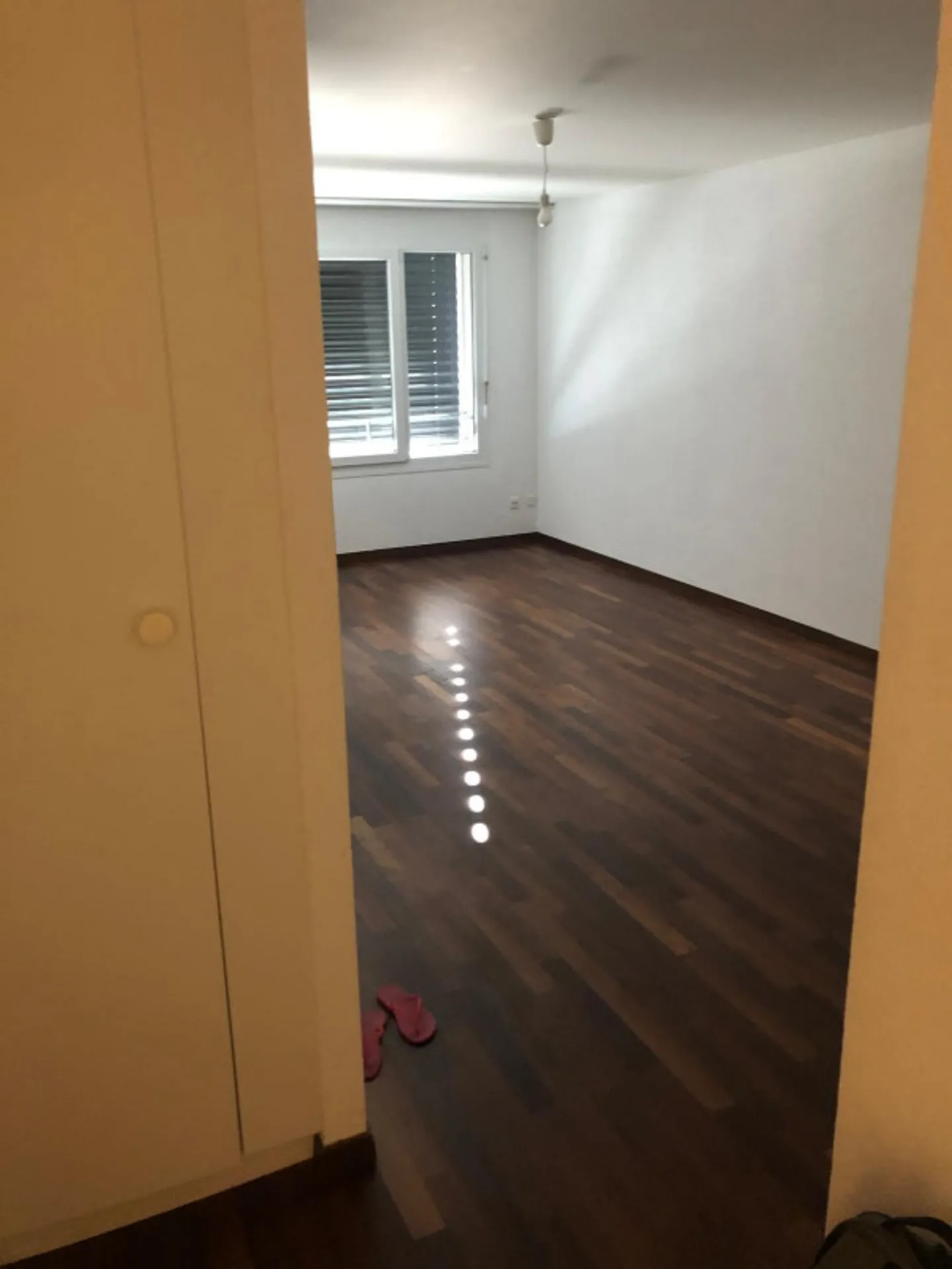 APARTMENT FOR RENT - 2.5 Rooms - Rue Traversière, 1018 Lausanne - Photo 5 of 7