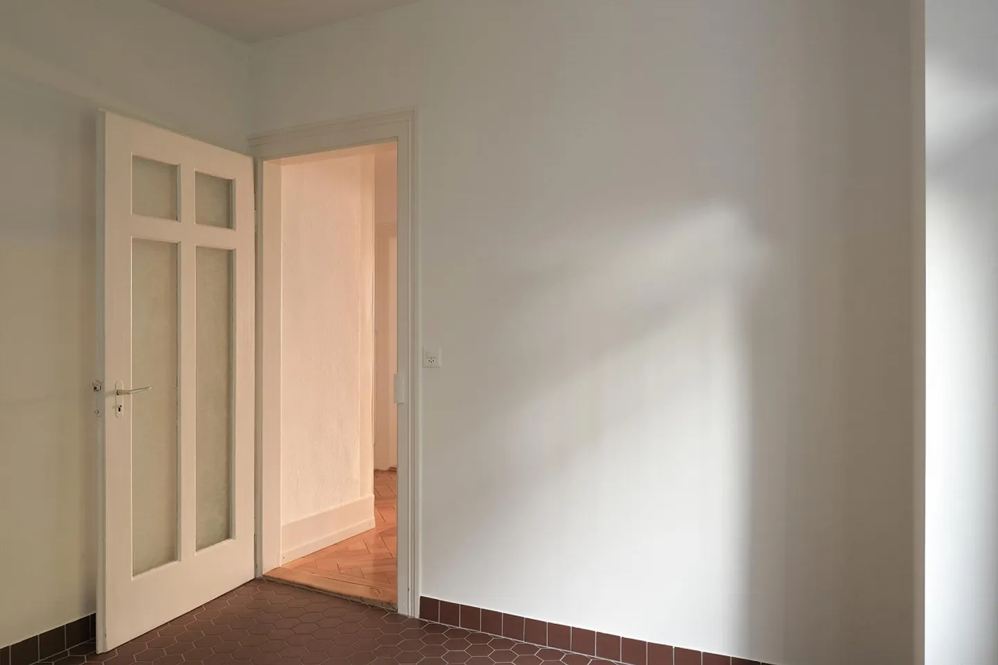 Appartamento in stile Liberty in un quartiere tranquillo - Foto 7 di 12