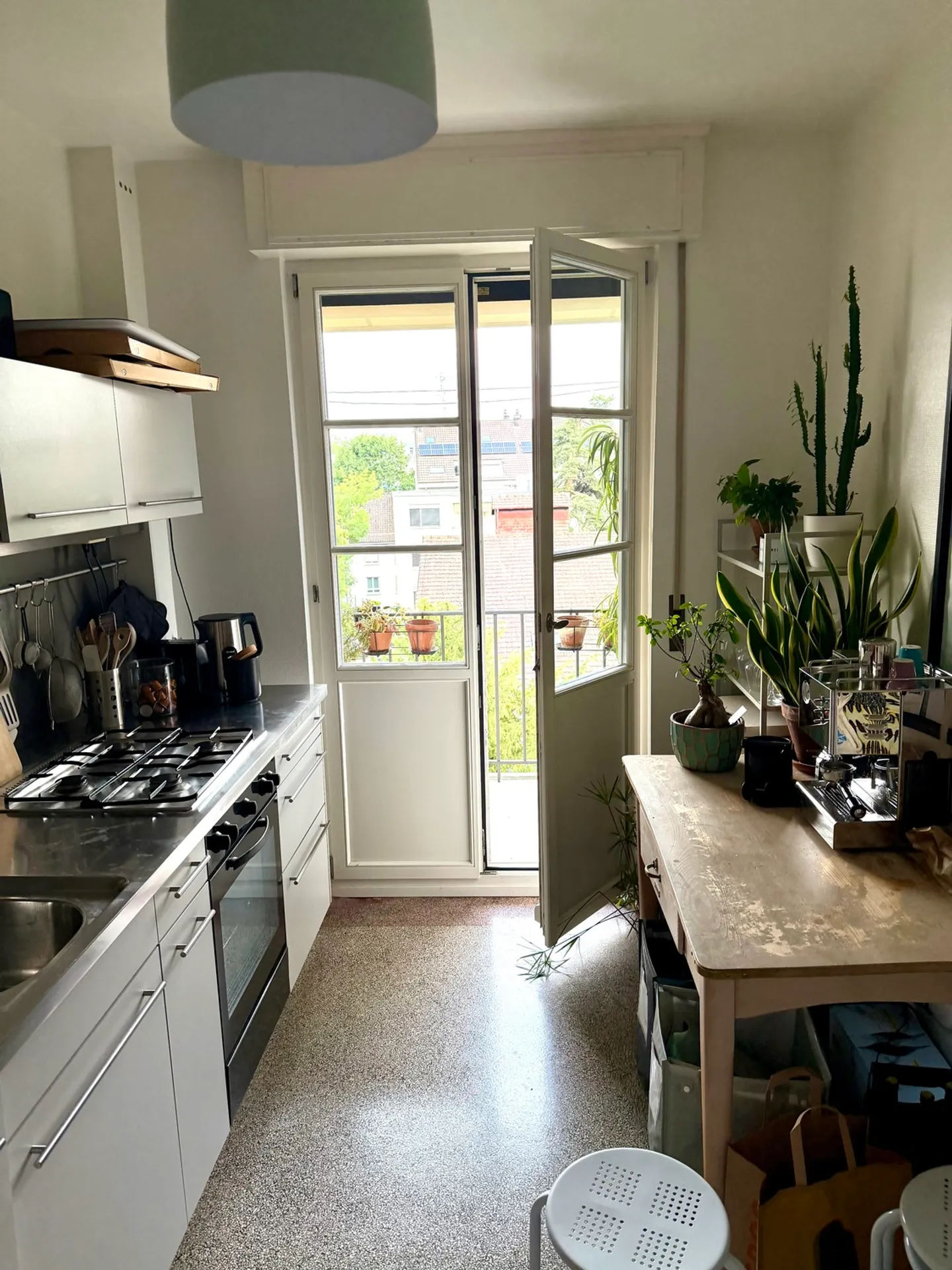 2 ROOM APARTMENT IN BASEL - ST. JOHANN, FURNISHED, TEMPORARY - Photo 4 of 9