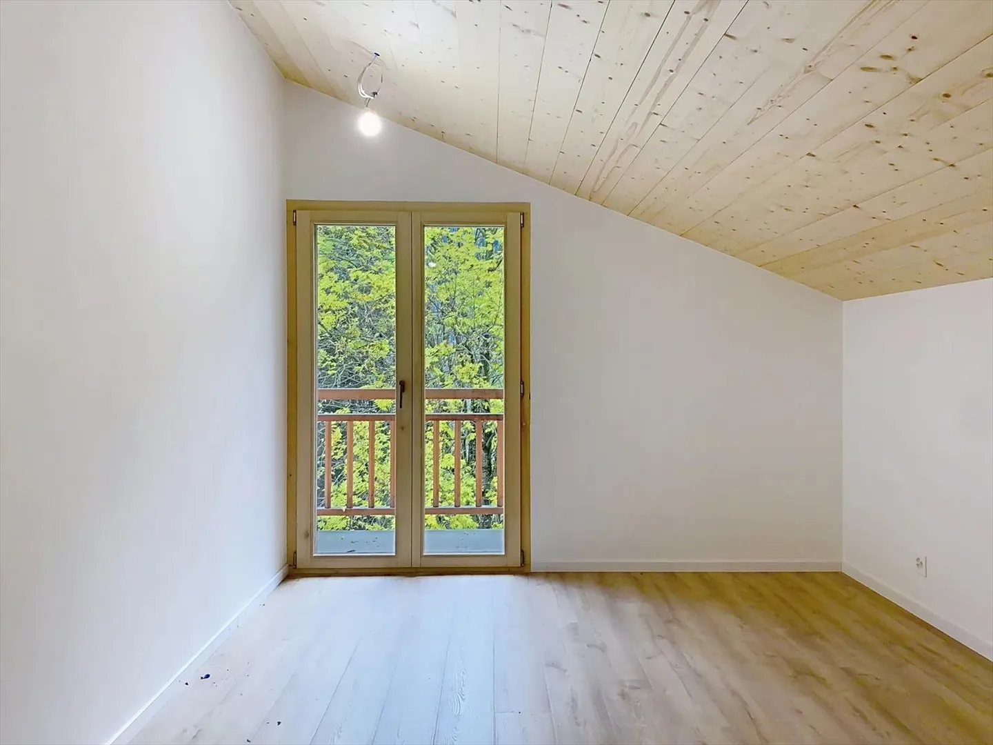 Attico traumatico con vista mozzafiato! - Foto 9 di 13